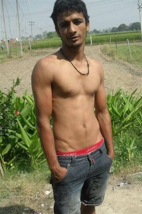 Top 10 Indian Gay OnlyFans & Hottest Desi Gay。